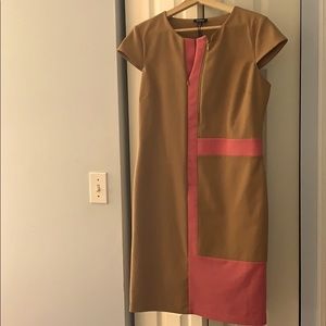 Casual zipper detailing dress